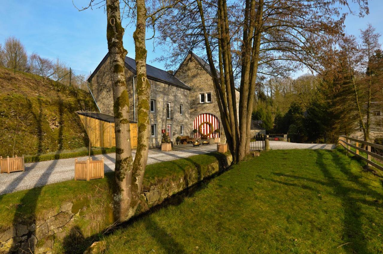 River Lodge Hotel Insolite Maredsous Exterior photo